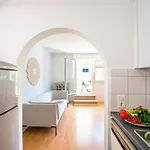 Дом отдыха Casa Carolina House Лозон